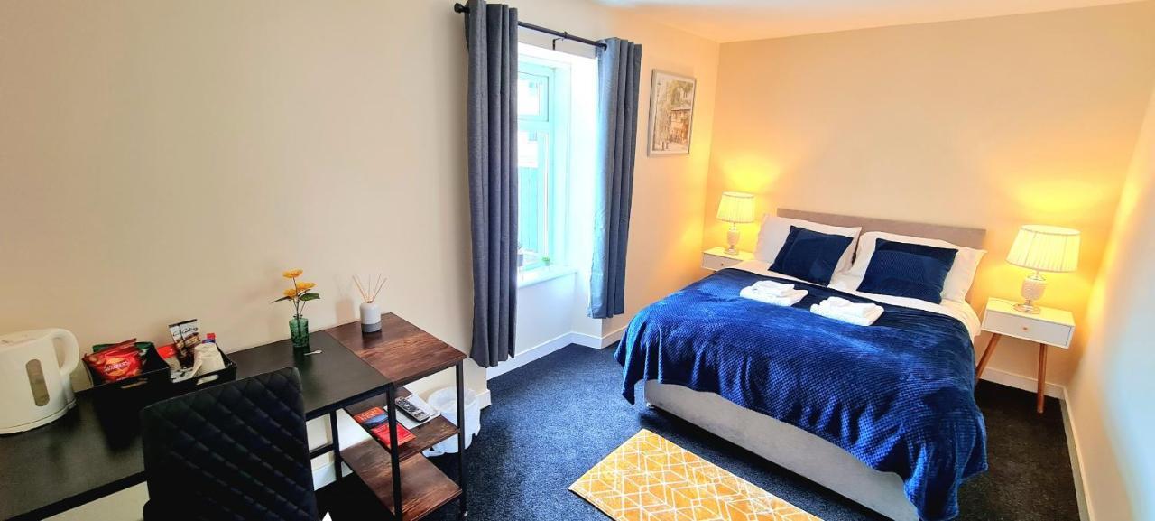 Modern Guest House - Central Inverness - Complimentary Snacks - Free Parking Buitenkant foto
