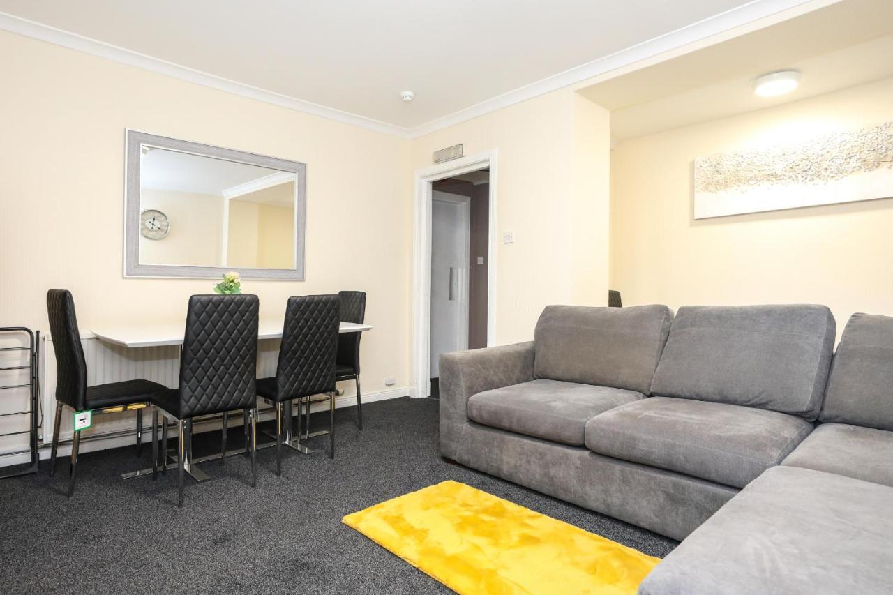 Modern Guest House - Central Inverness - Complimentary Snacks - Free Parking Buitenkant foto