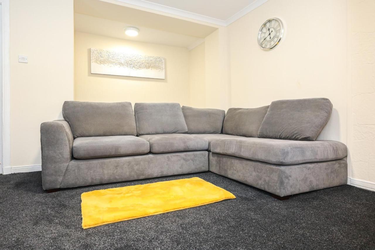 Modern Guest House - Central Inverness - Complimentary Snacks - Free Parking Buitenkant foto