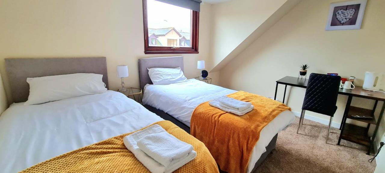 Modern Guest House - Central Inverness - Complimentary Snacks - Free Parking Buitenkant foto