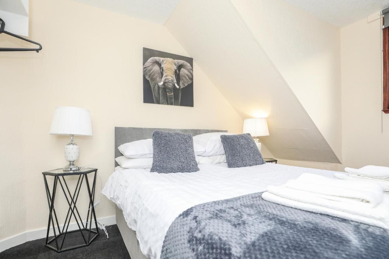 Modern Guest House - Central Inverness - Complimentary Snacks - Free Parking Buitenkant foto