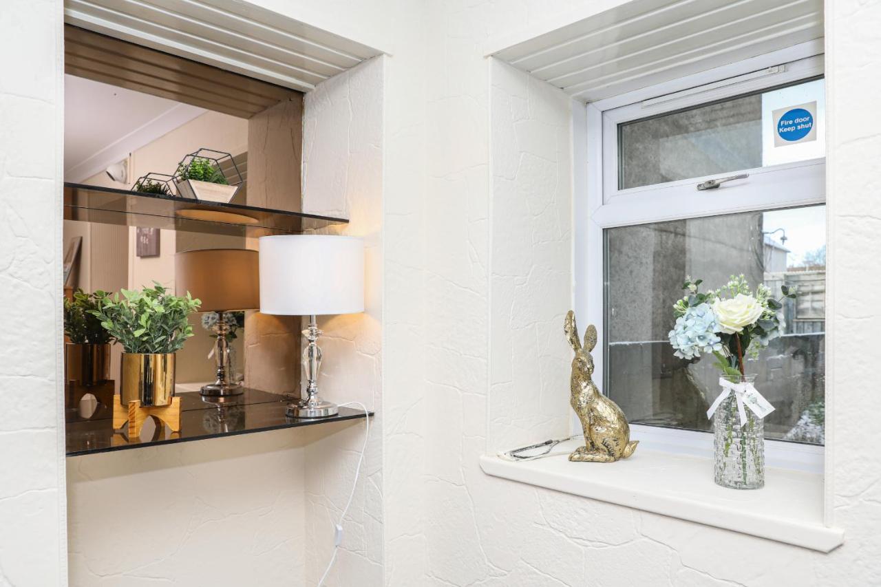 Modern Guest House - Central Inverness - Complimentary Snacks - Free Parking Buitenkant foto