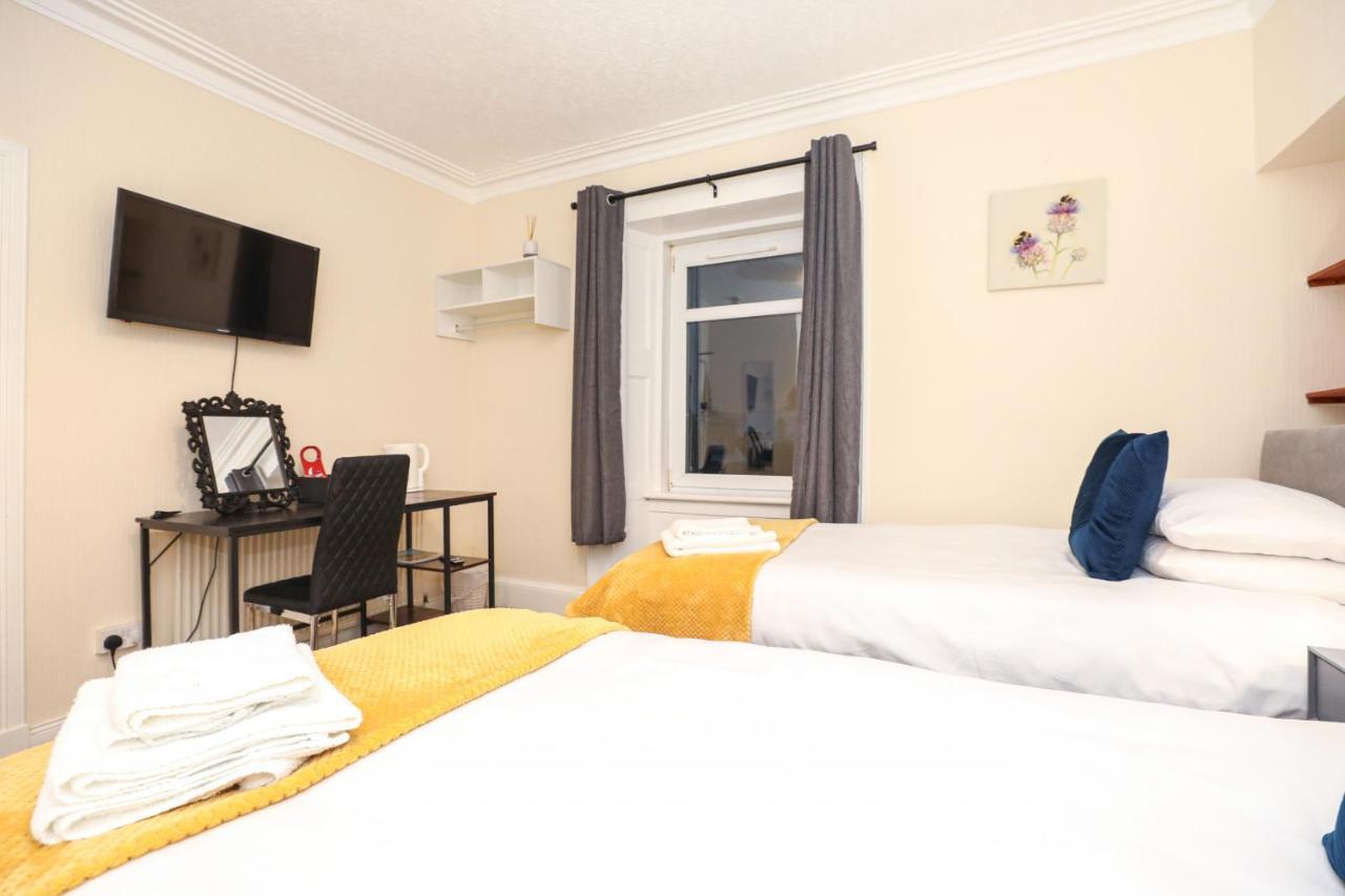 Modern Guest House - Central Inverness - Complimentary Snacks - Free Parking Buitenkant foto